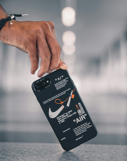 538228-0286_phonecase3